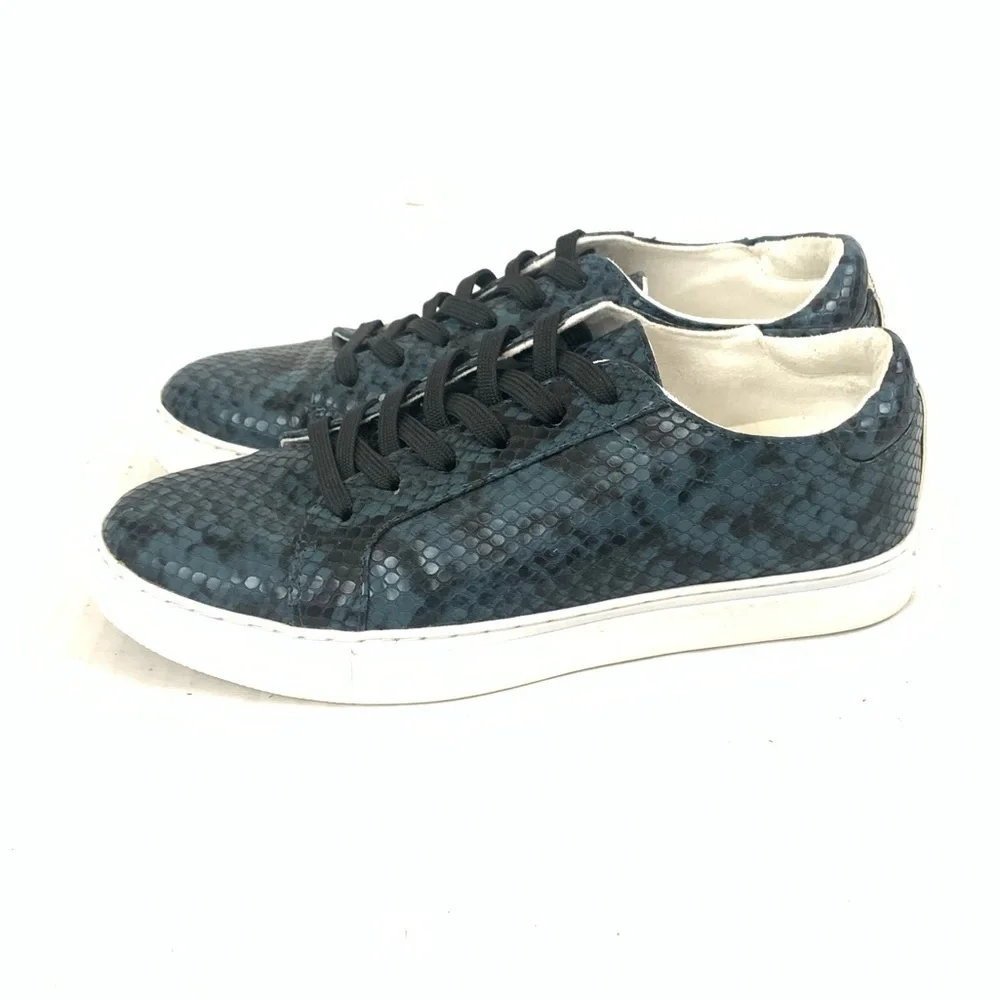 Kenneth Cole Kam Snake-Embossed Lace Up Sneakers - Size 6.5 - Picture 5 of 11